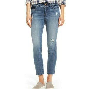 NWT Kut Ftom the Kloth Kelly Destructed Ankle Jean